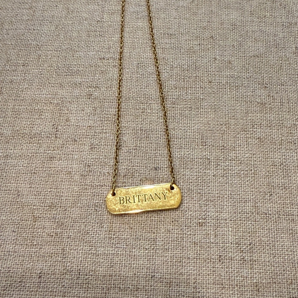 Stella & Dot Gold Nameplate Bar Necklace — Brittany